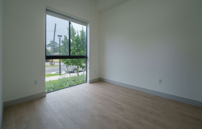 2 beds, 2 baths, 995 sqft, $3,895, Unit 105