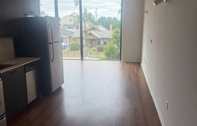 4640 30 ST