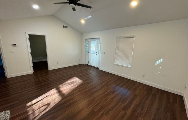 2 beds, 1 bath, $1,800