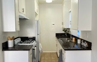 1719 &amp; 1723 Grismer Ave