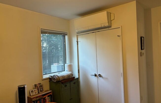 2 beds, 1 bath, $2,699, Unit 102