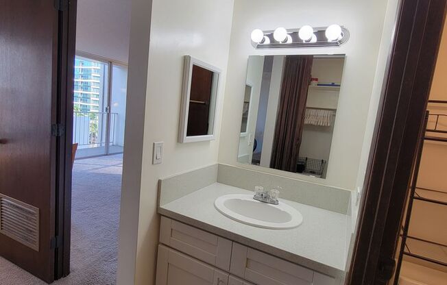 1 bed, 1 bath, $2,197, Unit # 904