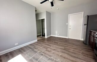 4756 N. Maplewood Ave.