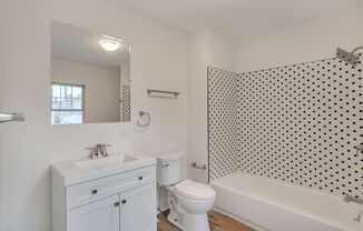 2 beds, 1 bath, $1,925