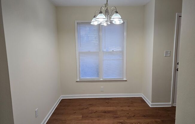 1225 Oakplace Drive