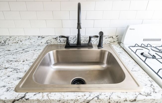 1 bed, 1 bath, 550 sqft, $1,375, Unit C6