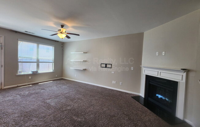 7601 SUMMER BERRY LN