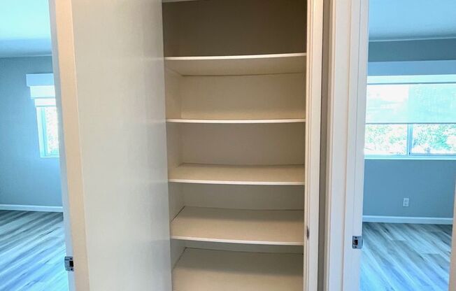 2 beds, 1 bath, 925 sqft, $3,695, Unit 320