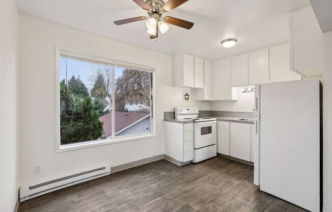 1 bed, 1 bath, 671 sqft, $1,375, Unit A-14