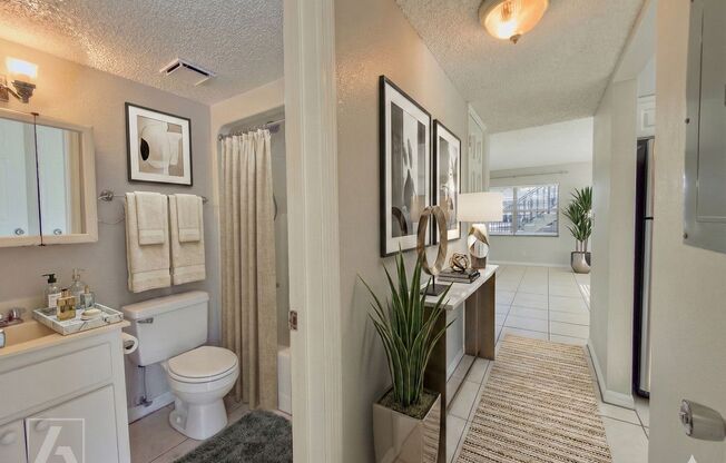 1 bed, 1 bath, 575 sqft, $945, Unit 920#B202