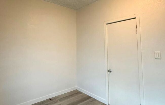 1 bed, 1 bath, 460 sqft, $1,995, Unit 4