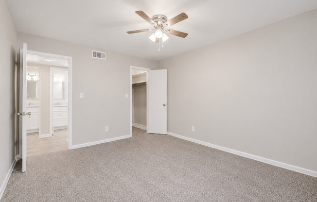 2 beds, 1.5 baths, 976 sqft, $1,400, Unit 2006-19