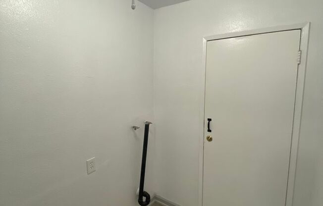 1 bed, 1 bath, $2,095