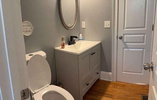 4 BED/2 BATH PRIVATE DECATUR ESTATE FOR LEASE IN DECATUR