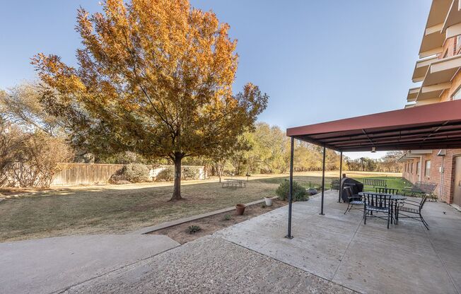 Studio, 1 bath, 350 sqft, $605, Unit 227