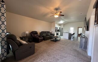 3 beds, 2 baths, $2,000