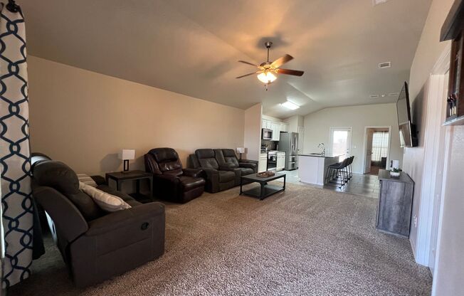 3 beds, 2 baths, $2,000