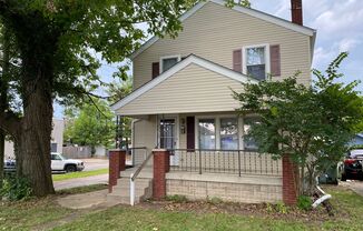 3 Bedroom 1 Bathroom Single Family Home, North Clintonville