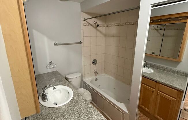 1 bed, 1 bath, $1,750, Unit 205