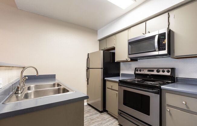 1 bed, 1 bath, 750 sqft, $1,400, Unit 214