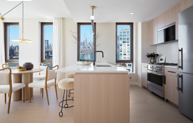 2 beds, 2 baths, $7,950, Unit 619