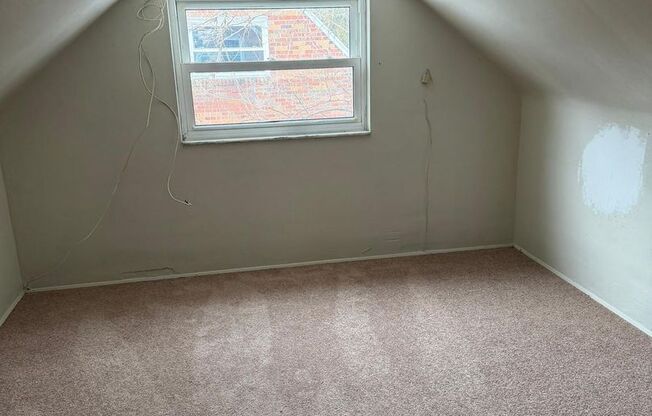 Newly Renovated 3BD 1 1/2BA house in Penn Hills!