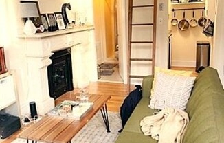 1 bed, 1 bath, 319 sqft, $2,395, Unit PARLOR