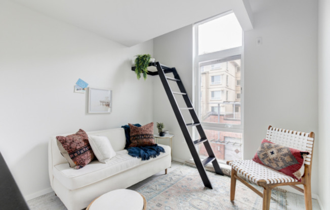Studio, 1 bath, 190 sqft, $850, Unit 405