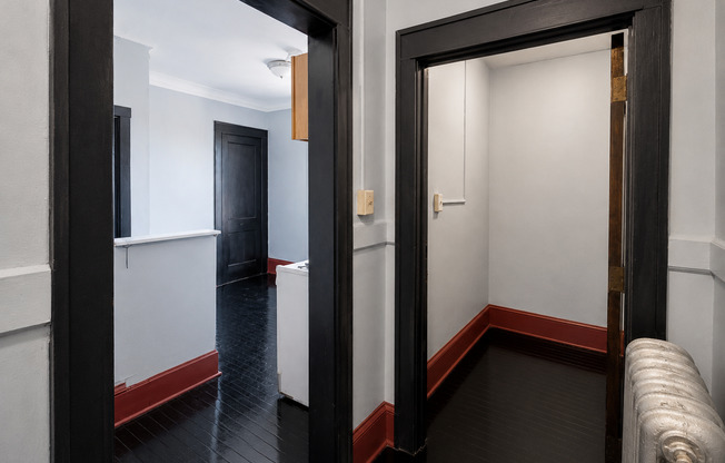Studio, 1 bath, 300 sqft, $749, Unit Unit 209