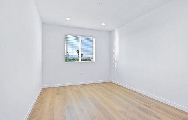 2 beds, 2 baths, 1,100 sqft, $2,899, Unit 407