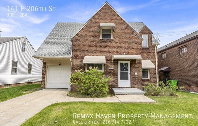 141 E 206 ST