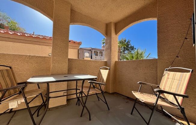 2 beds, 2 baths, $1,600, Unit # 2412