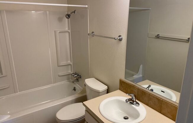 Aquarius Apartments