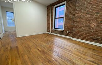 435 E 75 ST