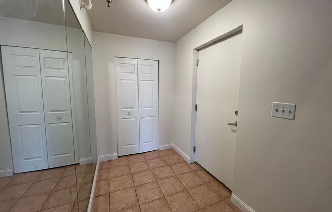 Studio, 1 bath, $1,350, Unit A321 1/2-3