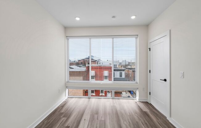 1 bed, 1 bath, 524 sqft, $1,350, Unit 301