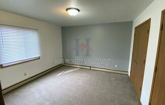 2 beds, 1 bath, 1,000 sqft, $825, Unit 12