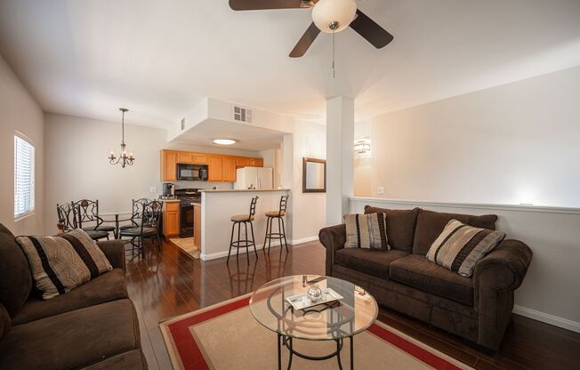 3 beds, 2 baths, $1,600, Unit # 274