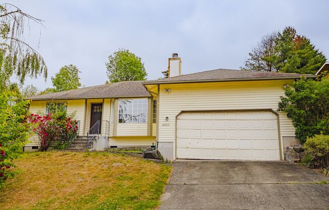 3 Bed - 1.5 Bath Home in Des Moines WA