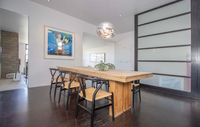 Stunning 4Bed/2.5ba Condo in Pacific Heights