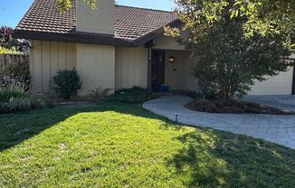 4 beds, 2.5 baths, $4,695