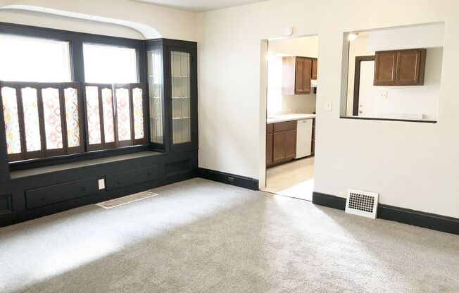 3 Bed 1 Bath Single Family Home In South Broadway!