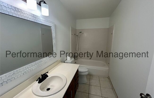 2 beds, 1 bath, $1,550, Unit # 42