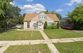 7348-7348A W Medford Ave