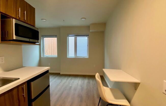 Studio, 1 bath, 178 sqft, $1,150, Unit 425-MFTE