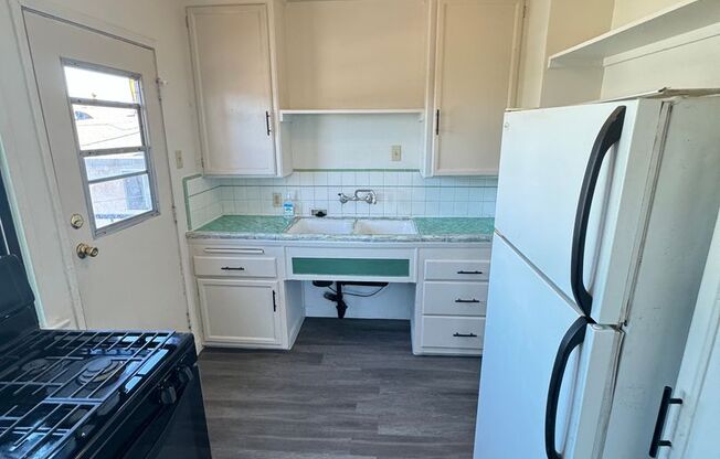 1 bed, 1 bath, 785 sqft, $1,975