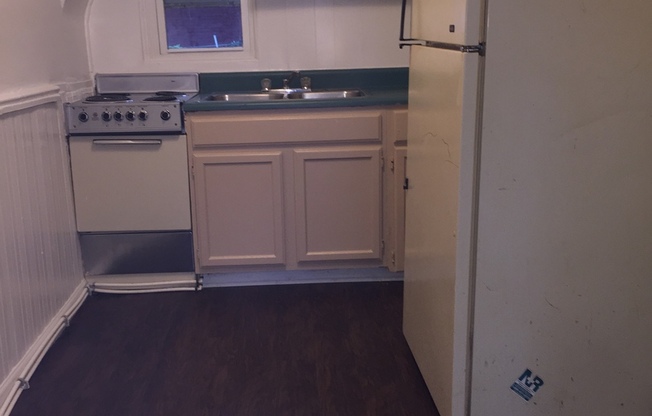 2 Bedroom House -York City SD Video in pictures