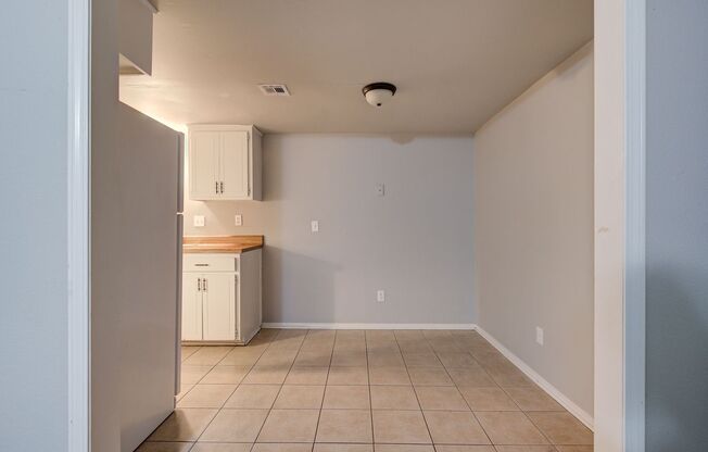 2 beds, 2.5 baths, $950, Unit UNIT 132