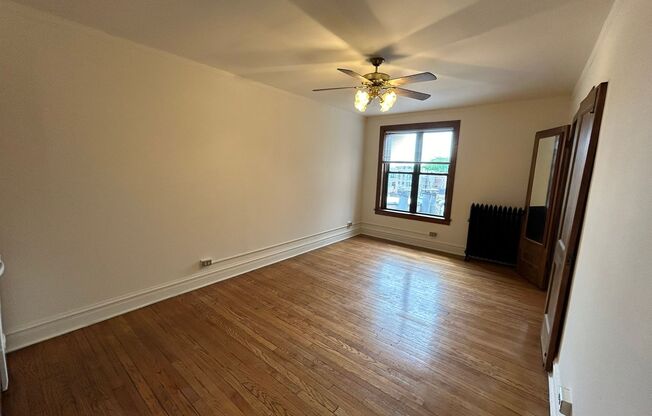 Studio, 1 bath, 320 sqft, $1,395, Unit 225-401