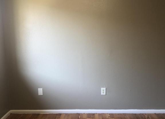 2 beds, 2 baths, 970 sqft, $850